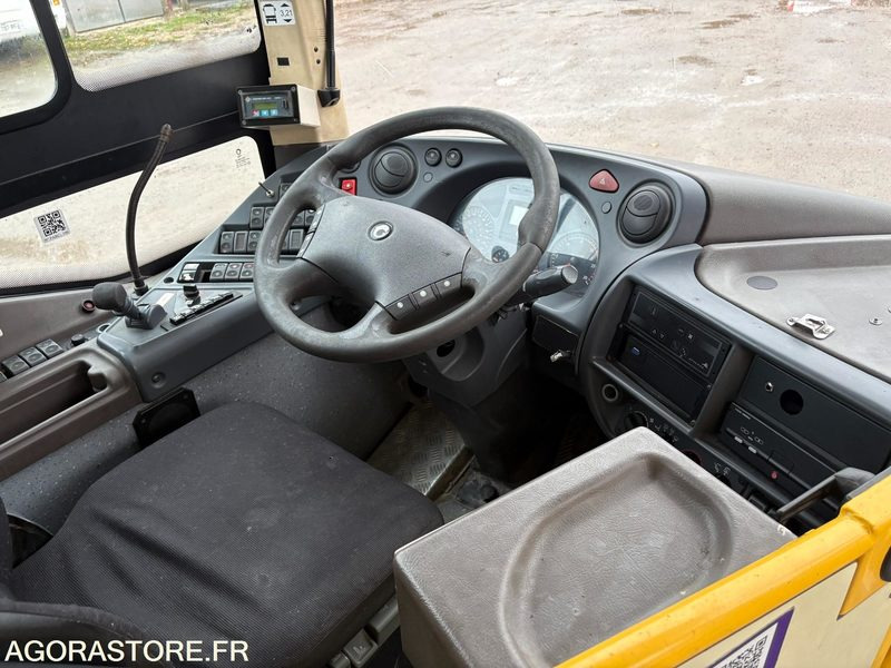 IRISBUS CROSSWAY LE Climatise de 2008 - Busz: 5 kép. IRISBUS CROSSWAY LE Climatise de 2008 - Busz: 5 kép.