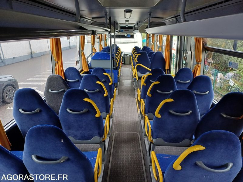 CAR MERCEDES INTOURO N° 11389 MEC 2010 / 400 000KM/ AJ-859-EH - Iskolabusz: 5 kép. CAR MERCEDES INTOURO N° 11389 MEC 2010 / 400 000KM/ AJ-859-EH - Iskolabusz: 5 kép.