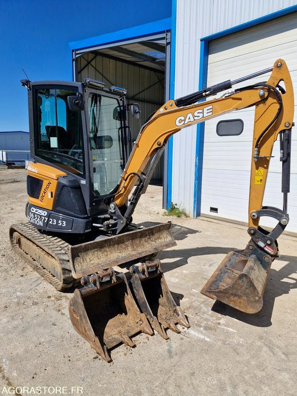 CASE CX25D 2024 300h état neuve - Minikotró: 3 kép. CASE CX25D 2024 300h état neuve - Minikotró: 3 kép.