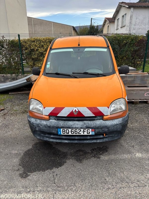 CEB126 RENAULT KANGOO 1.9D - Kis furgon: 2 kép. CEB126 RENAULT KANGOO 1.9D - Kis furgon: 2 kép.