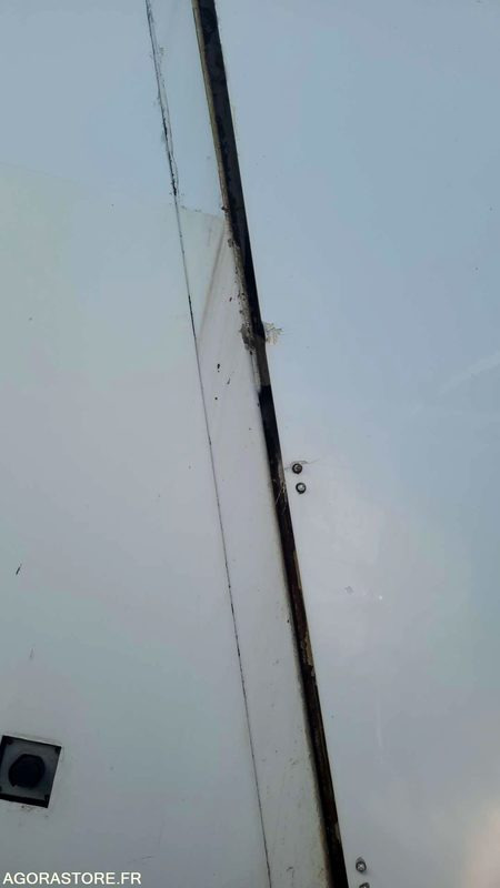 CG 622 LE - MERCEDES ECONIC 2633 - 2013 - 203000KM - Szemetesautó: 3 kép. CG 622 LE - MERCEDES ECONIC 2633 - 2013 - 203000KM - Szemetesautó: 3 kép.