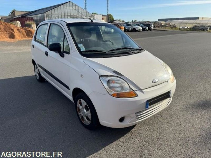 CHEVROLET MATIZ - Autó: 4 kép. CHEVROLET MATIZ - Autó: 4 kép.
