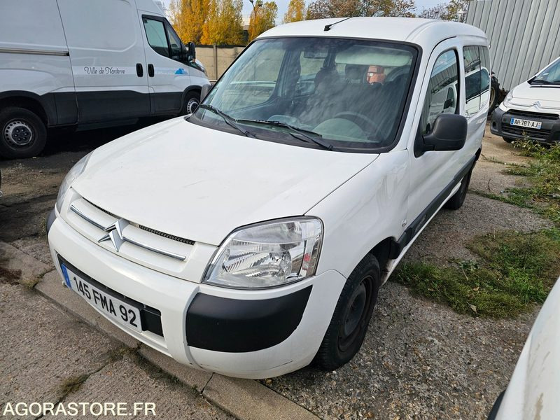 CITROEN BERLINGO - 2008 -149033KM -145FMA92 - Autó: 1 kép. CITROEN BERLINGO - 2008 -149033KM -145FMA92 - Autó: 1 kép.