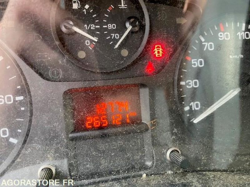CITROEN BERLINGO 3576 - Kis furgon: 2 kép. CITROEN BERLINGO 3576 - Kis furgon: 2 kép.