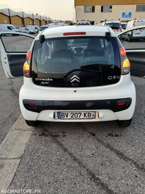 CITROEN C1 154913 KM CONTRE VISITE PROBLEME MOTEUR - Autó: 2 kép. CITROEN C1 154913 KM CONTRE VISITE PROBLEME MOTEUR - Autó: 2 kép.
