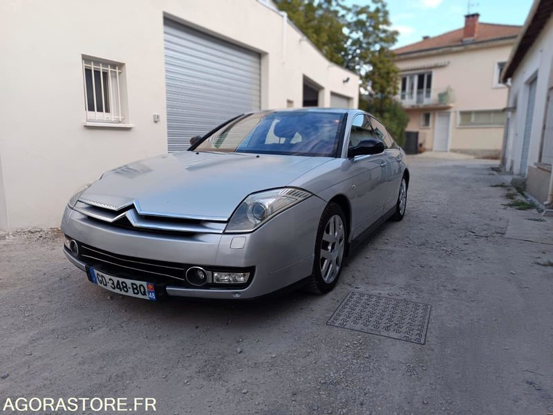 CITROEN C6 2.7 HDI V6 208CV BOITE AUTO - 2006 - 108100KMS - Autó: 1 kép. CITROEN C6 2.7 HDI V6 208CV BOITE AUTO - 2006 - 108100KMS - Autó: 1 kép.