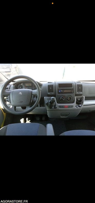 CITROEN JUMPER 2.2 HDI 100 CH 2007 178122KMS - Minibusz, Kisbusz: 2 kép. CITROEN JUMPER 2.2 HDI 100 CH 2007 178122KMS - Minibusz, Kisbusz: 2 kép.