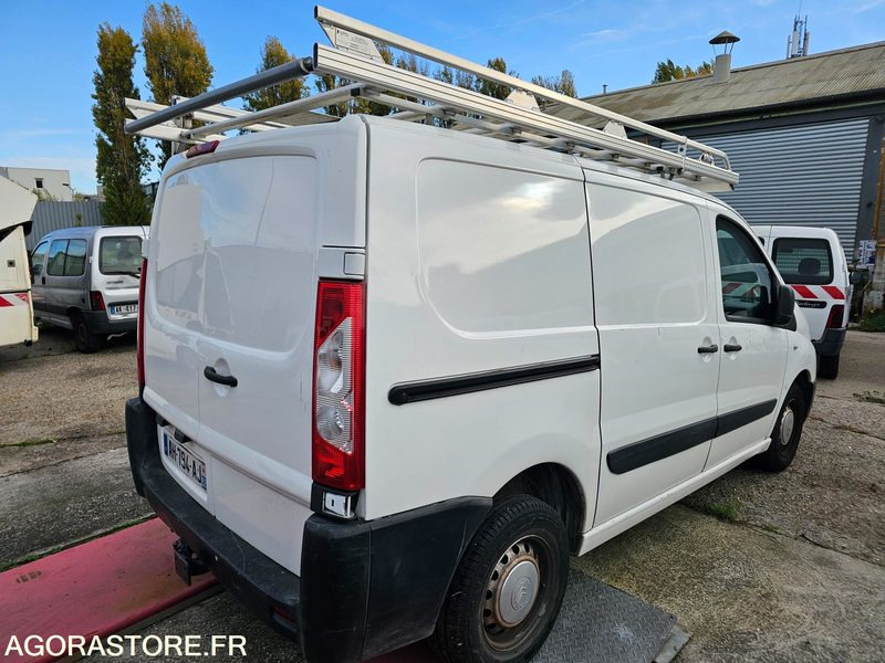CITROEN JUMPY - 2009 - 48351KM -AH794AJ - Furgon: 3 kép. CITROEN JUMPY - 2009 - 48351KM -AH794AJ - Furgon: 3 kép.