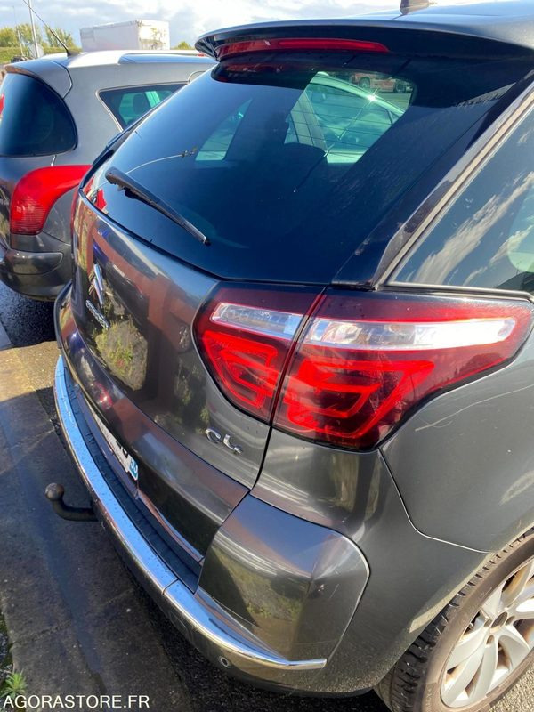 CITROEN PICASSO // CT-011-LS // 2013 - 215 102 KM - Autó: 3 kép. CITROEN PICASSO // CT-011-LS // 2013 - 215 102 KM - Autó: 3 kép.