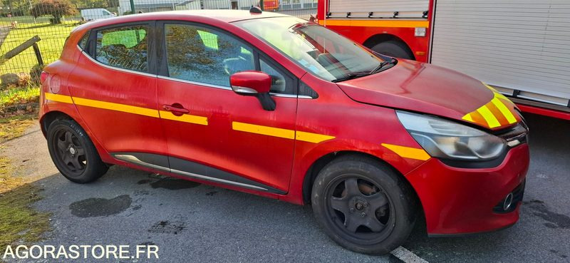 CLIO 1.5 dCi 90 - CZ 772 KF - Autó: 1 kép. CLIO 1.5 dCi 90 - CZ 772 KF - Autó: 1 kép.