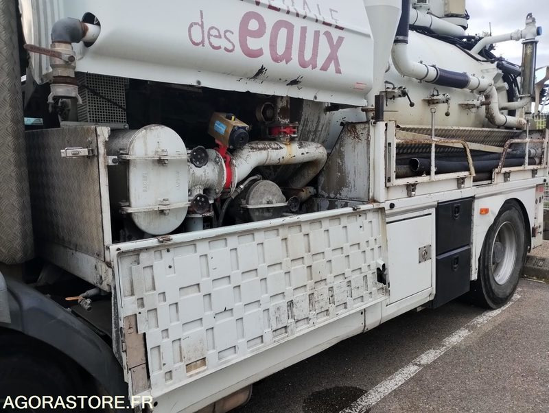 Camion 19t Hydrocureur Renault Premium 320 dci – équipement Huwer - Szippantós autó: 4 kép. Camion 19t Hydrocureur Renault Premium 320 dci – équipement Huwer - Szippantós autó: 4 kép.