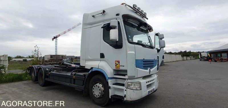 Camion ampliroll Renault lander 450dxi 2008 490000km - Horgos rakodó teherautó: 3 kép. Camion ampliroll Renault lander 450dxi 2008 490000km - Horgos rakodó teherautó: 3 kép.