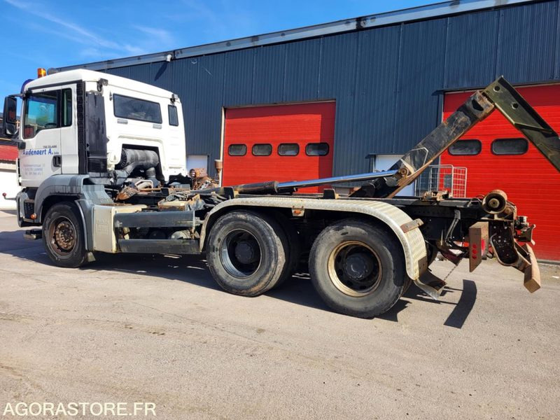 Camion ampliroll man tgs 33 400 - 827 000 KMS - 2009 - Horgos rakodó teherautó: 5 kép. Camion ampliroll man tgs 33 400 - 827 000 KMS - 2009 - Horgos rakodó teherautó: 5 kép.