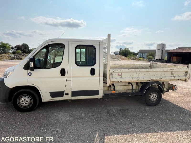 Camionette 3.5T Citroen jumper benne - Billenőplatós kisteherautó: 3 kép. Camionette 3.5T Citroen jumper benne - Billenőplatós kisteherautó: 3 kép.