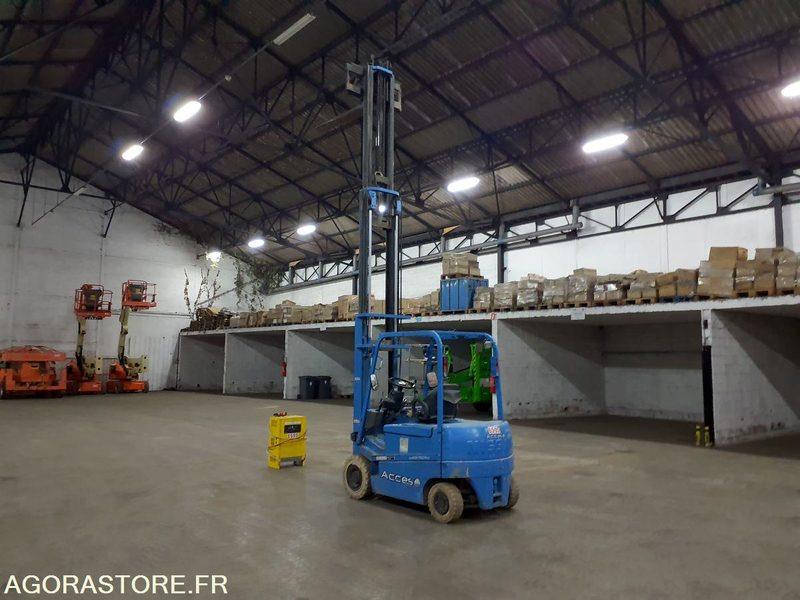 Chariot élévateur ELEC 2.5T Triplex 5,5M NISSAN QO2L25 - Elektromos targonca: 1 kép. Chariot élévateur ELEC 2.5T Triplex 5,5M NISSAN QO2L25 - Elektromos targonca: 1 kép.