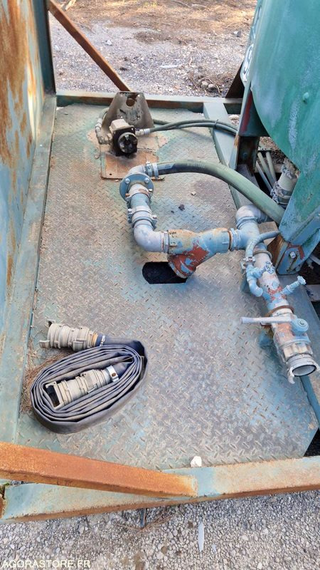 Citerne à eau avec système d'arrosage - HS - Kerti gépek: 4 kép. Citerne à eau avec système d'arrosage - HS - Kerti gépek: 4 kép.