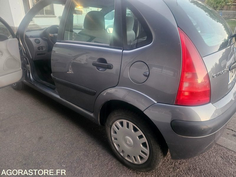 Citroën C3 - 2003 - 204203km - Autó: 3 kép. Citroën C3 - 2003 - 204203km - Autó: 3 kép.