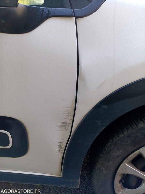 Citroën C3 - 82ch - 120139 kms - 2018 - Autó: 5 kép. Citroën C3 - 82ch - 120139 kms - 2018 - Autó: 5 kép.