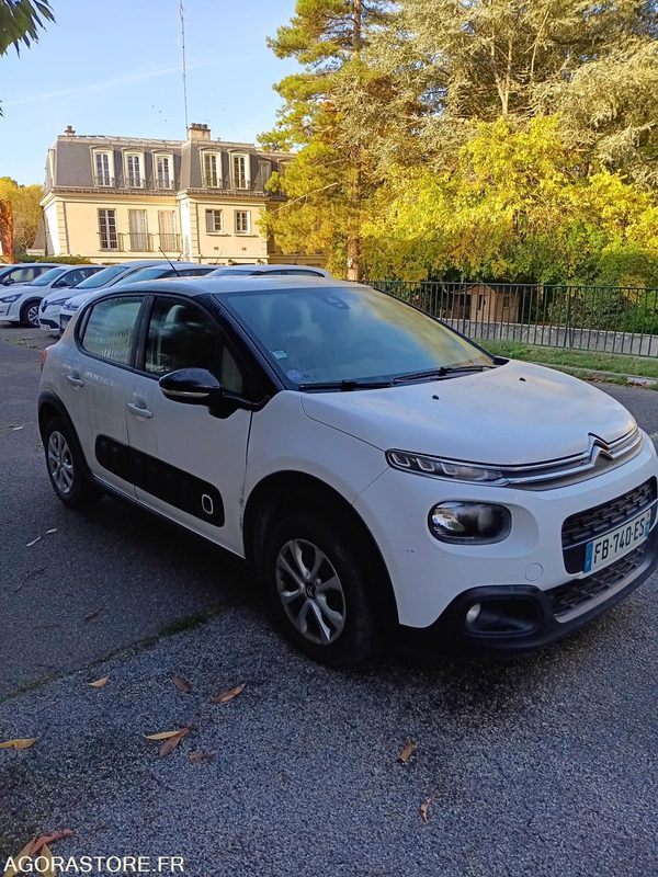 Citroën C3 - 82ch - 120139 kms - 2018 - Autó: 3 kép. Citroën C3 - 82ch - 120139 kms - 2018 - Autó: 3 kép.