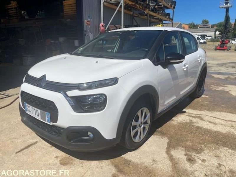 Citroën C3 société blue HDI 100 BVM6 FEEL NAV - Autó: 3 kép. Citroën C3 société blue HDI 100 BVM6 FEEL NAV - Autó: 3 kép.
