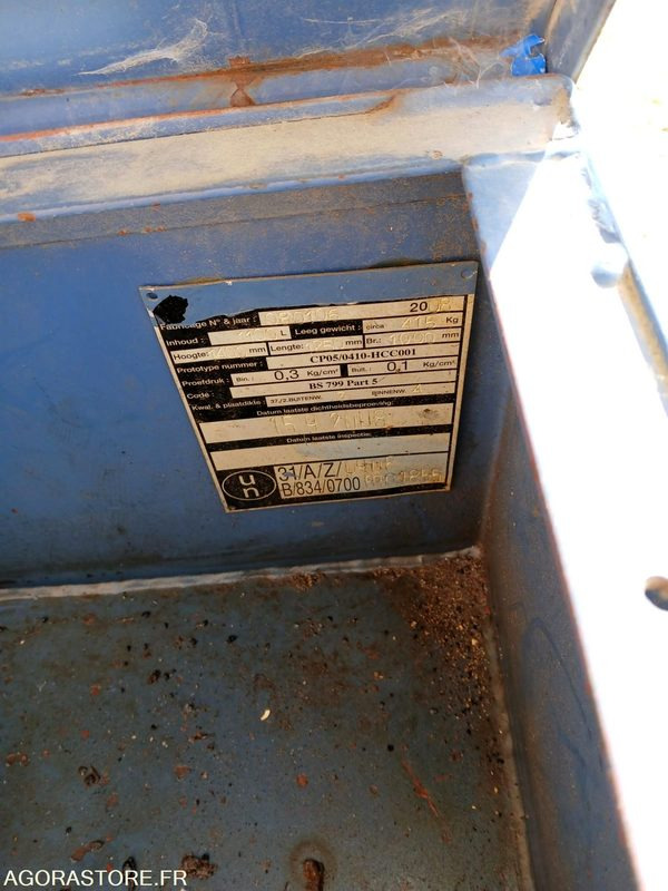 Cuve gazole métallique avec distributeur Bollaert - Építőipari berendezések: 3 kép. Cuve gazole métallique avec distributeur Bollaert - Építőipari berendezések: 3 kép.