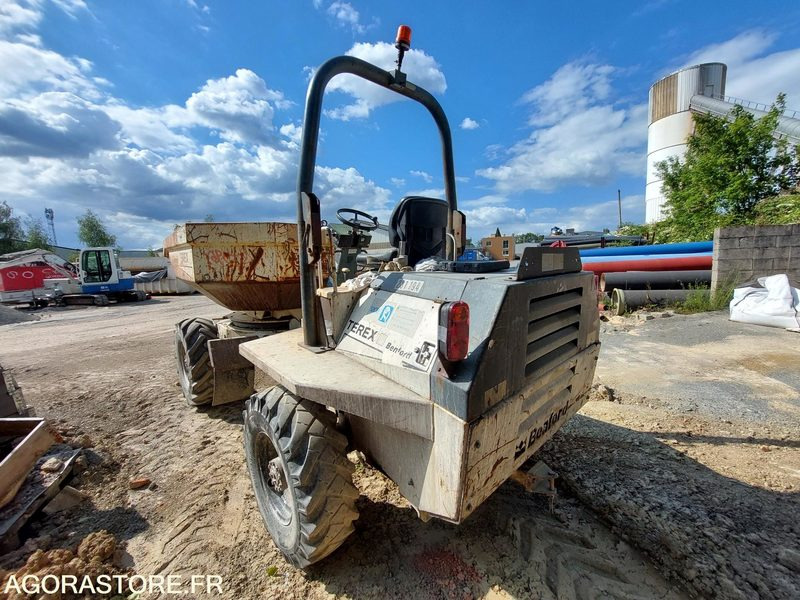 Dumper - Dömper: 1 kép. Dumper - Dömper: 1 kép.