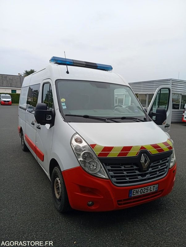 EH-025-LT - Roulant - RENAULT MASTER - VASP - 363 000 Kms - Mentőautó: 2 kép. EH-025-LT - Roulant - RENAULT MASTER - VASP - 363 000 Kms - Mentőautó: 2 kép.