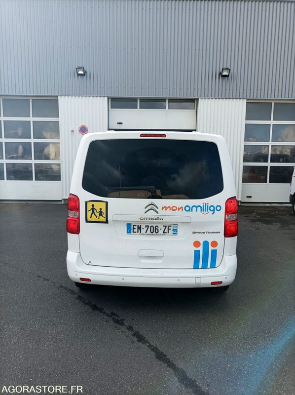 EM-706-ZF - Roulant - CITROEN JUMPY SPACE TOURER - VP - 258 600 Kms - Minibusz, Kisbusz: 3 kép. EM-706-ZF - Roulant - CITROEN JUMPY SPACE TOURER - VP - 258 600 Kms - Minibusz, Kisbusz: 3 kép.