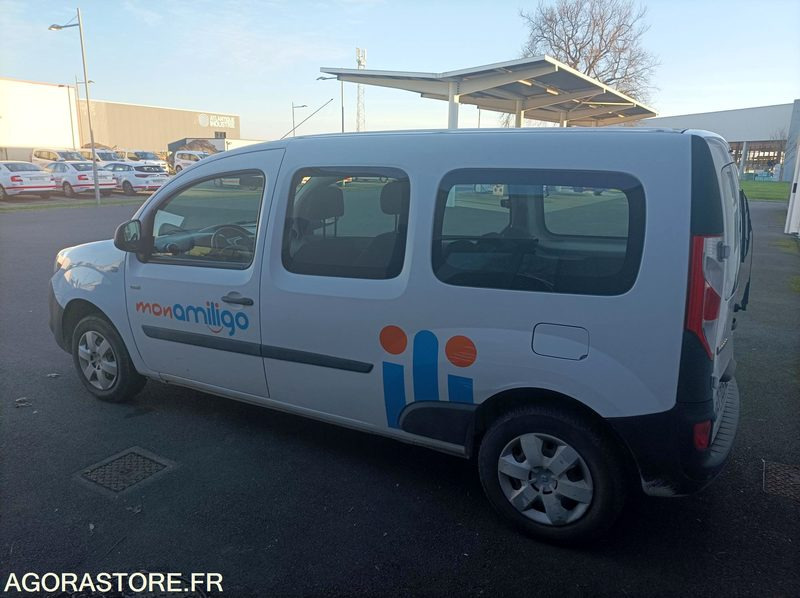 ET-725-NL - ROULANT - KANGOO EXPRESS ZE - ELEC - VP - 90 000Kms - Kis furgon, Elektromos kisteherautó: 3 kép. ET-725-NL - ROULANT - KANGOO EXPRESS ZE - ELEC - VP - 90 000Kms - Kis furgon, Elektromos kisteherautó: 3 kép.