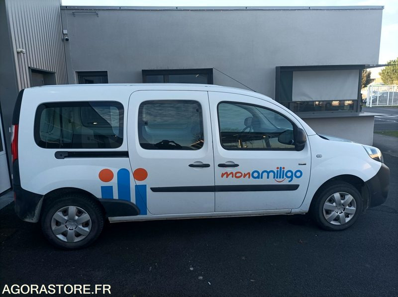 ET-725-NL - ROULANT - KANGOO EXPRESS ZE - ELEC - VP - 90 000Kms - Kis furgon, Elektromos kisteherautó: 4 kép. ET-725-NL - ROULANT - KANGOO EXPRESS ZE - ELEC - VP - 90 000Kms - Kis furgon, Elektromos kisteherautó: 4 kép.