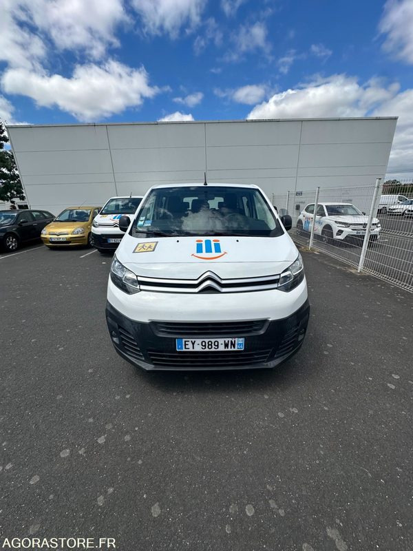 EY-989-WN - Roulant - Citroën JUMPY SPACE TOURER - VP - 174 693 Kms - Minibusz, Kisbusz: 3 kép. EY-989-WN - Roulant - Citroën JUMPY SPACE TOURER - VP - 174 693 Kms - Minibusz, Kisbusz: 3 kép.