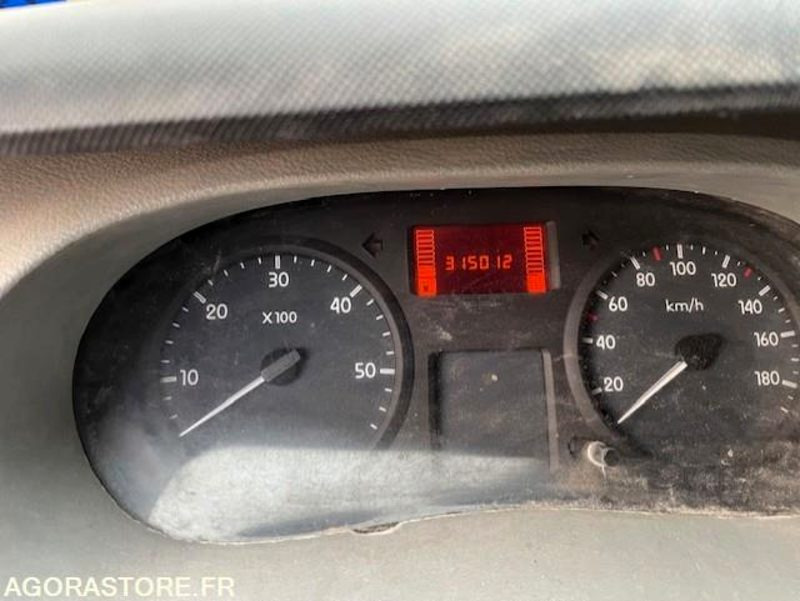 Renault Mascott benne basculante 2010 - Egyéb gépek: 2 kép. Renault Mascott benne basculante 2010 - Egyéb gépek: 2 kép.