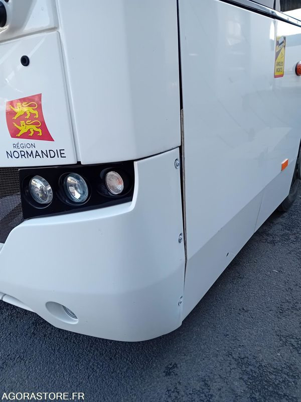 FAST SCOLER 4 - CZ 675 AR - E5 - 2013 - 140000 KM - - Iskolabusz: 3 kép. FAST SCOLER 4 - CZ 675 AR - E5 - 2013 - 140000 KM - - Iskolabusz: 3 kép.