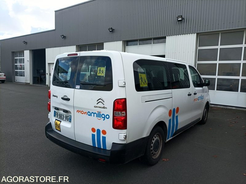 FB-663-VG - Roulant - CITROEN JUMPY SPACE TOURER - VP - 232 790 Kms - Minibusz, Kisbusz: 5 kép. FB-663-VG - Roulant - CITROEN JUMPY SPACE TOURER - VP - 232 790 Kms - Minibusz, Kisbusz: 5 kép.