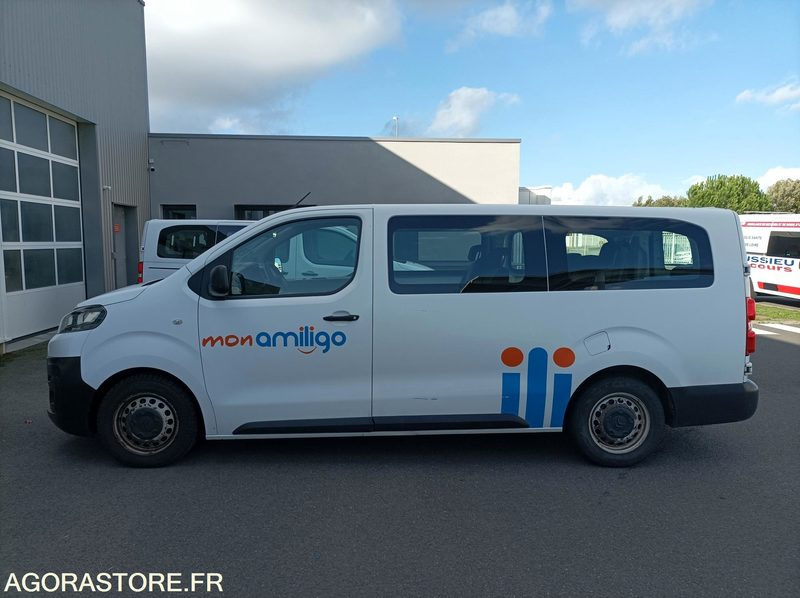 FF-041-JF - Roulant - CITROEN JUMPY SPACE TOURER - VP - 240 050 Kms - Minibusz, Kisbusz: 4 kép. FF-041-JF - Roulant - CITROEN JUMPY SPACE TOURER - VP - 240 050 Kms - Minibusz, Kisbusz: 4 kép.