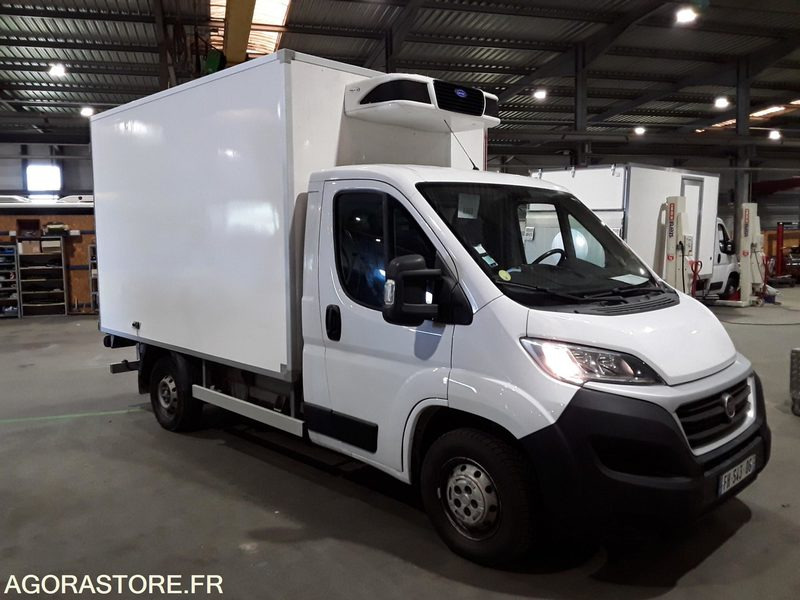 FIAT DUCATO CHASSIS CABINE- 2019- 111290KM - Furgon: 2 kép. FIAT DUCATO CHASSIS CABINE- 2019- 111290KM - Furgon: 2 kép.