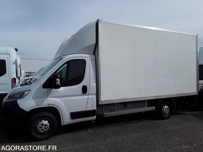 FIAT DUCATO CHASSIS CABINE- 2019- 75279KM - Furgon: 2 kép. FIAT DUCATO CHASSIS CABINE- 2019- 75279KM - Furgon: 2 kép.
