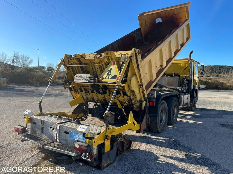 FINISSEUR D’INTERVENTION RAPIDE - DAF - FIR 3000 - 2003 / 335000 KM - Aszfaltozó gép: 4 kép. FINISSEUR D’INTERVENTION RAPIDE - DAF - FIR 3000 - 2003 / 335000 KM - Aszfaltozó gép: 4 kép.