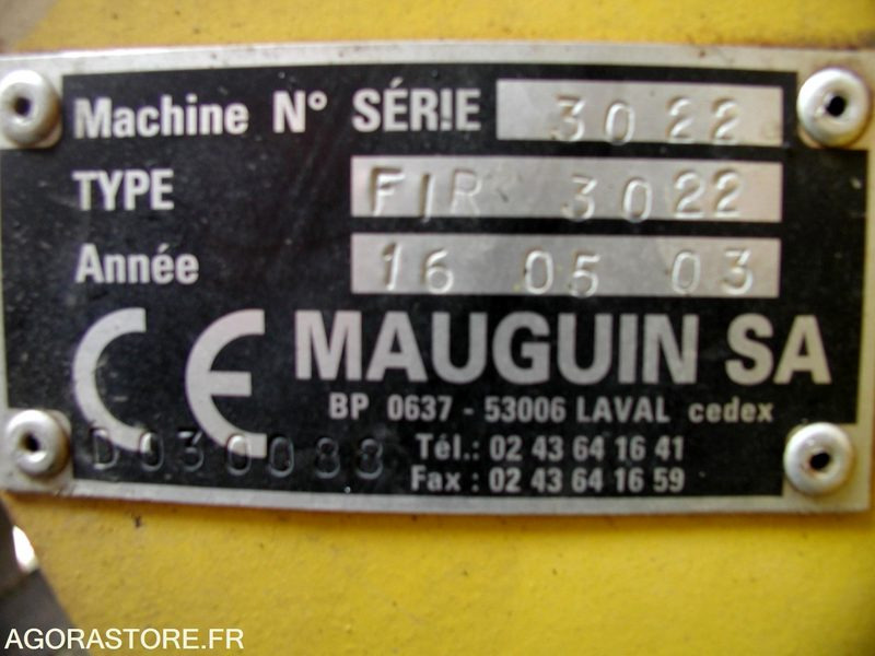 Bitumenszóró FINISSEUR D’INTERVENTION RAPIDE - DAF - FIR 3000 - 2003 / 335000 KM: 9 kép. Bitumenszóró FINISSEUR D’INTERVENTION RAPIDE - DAF - FIR 3000 - 2003 / 335000 KM: 9 kép.