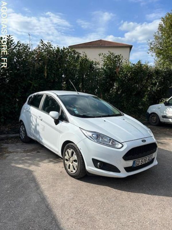 FORD FIESTA - ED-516-SC - Diesel 1.5 l - 183 000 KM - 2016 - Autó: 1 kép. FORD FIESTA - ED-516-SC - Diesel 1.5 l - 183 000 KM - 2016 - Autó: 1 kép.