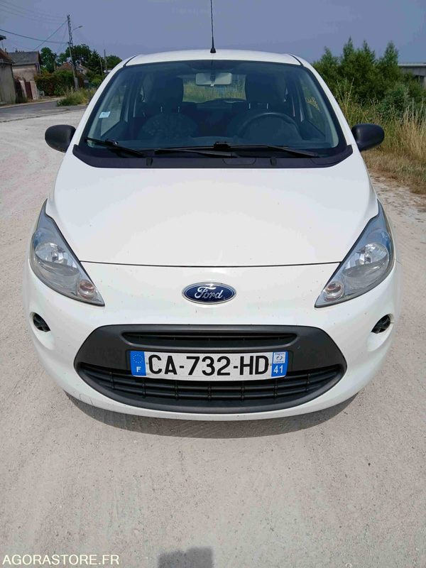 FORD KA - Autó: 1 kép. FORD KA - Autó: 1 kép.