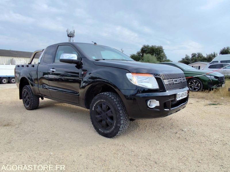FORD RANGER 2.2 TDCI 150CV EXTRA CABINE 4X4 - 2014 - 121060KMS - Pickup: 1 kép. FORD RANGER 2.2 TDCI 150CV EXTRA CABINE 4X4 - 2014 - 121060KMS - Pickup: 1 kép.