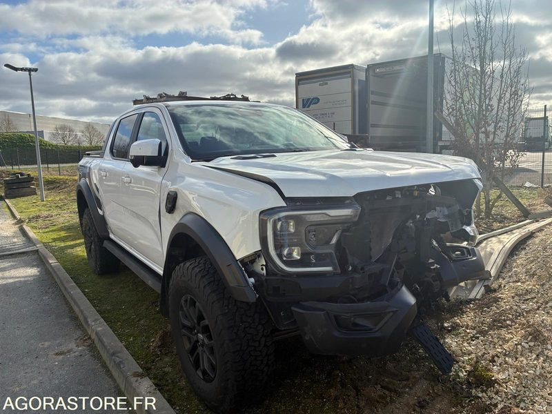 FORD RANGER RAPTOR (2025) - Pickup: 1 kép. FORD RANGER RAPTOR (2025) - Pickup: 1 kép.