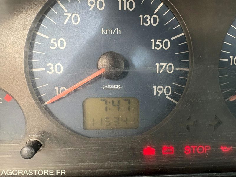 FOURGONNETTE CITROEN JUMPY - Kis furgon: 1 kép. FOURGONNETTE CITROEN JUMPY - Kis furgon: 1 kép.