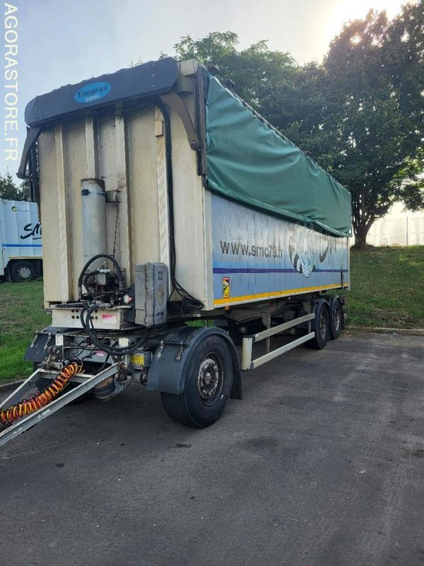 Remorque poids lourds Kaiser en alu 26T - 50 m3 - 2009 - Félpótkocsi: 2 kép. Remorque poids lourds Kaiser en alu 26T - 50 m3 - 2009 - Félpótkocsi: 2 kép.