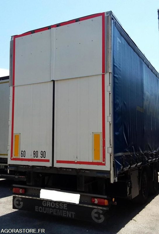 SEMI REMORQUE PLSC 18T - TOIT RELEVABLE - RIDEAUX COULISSANTS - Félpótkocsi: 4 kép. SEMI REMORQUE PLSC 18T - TOIT RELEVABLE - RIDEAUX COULISSANTS - Félpótkocsi: 4 kép.