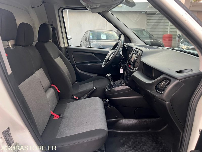 Hűtős kisteherautó Fiat Doblo Cargo Maxi - 2019 - 60 000km: 11 kép.