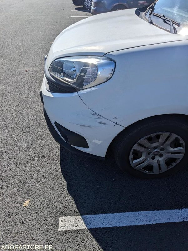 Fiat Fiorino - Kis furgon: 5 kép. Fiat Fiorino - Kis furgon: 5 kép.