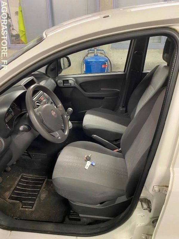 Fiat Panda - 1428 - Autó: 4 kép. Fiat Panda - 1428 - Autó: 4 kép.