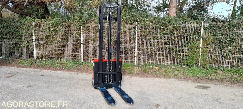 GERBEUR HELI 1.2 T CDD12J - 2022 - Emelőtargoncá: 5 kép. GERBEUR HELI 1.2 T CDD12J - 2022 - Emelőtargoncá: 5 kép.